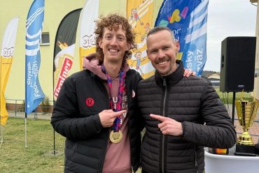 Svetový rekord Evana Dunfeeho v chôdzi na 35 km v Dudinciach olympijského šampióna na 50 km z Ria 2016 Mateja Tótha prekvapil, v jeho triumf však veril